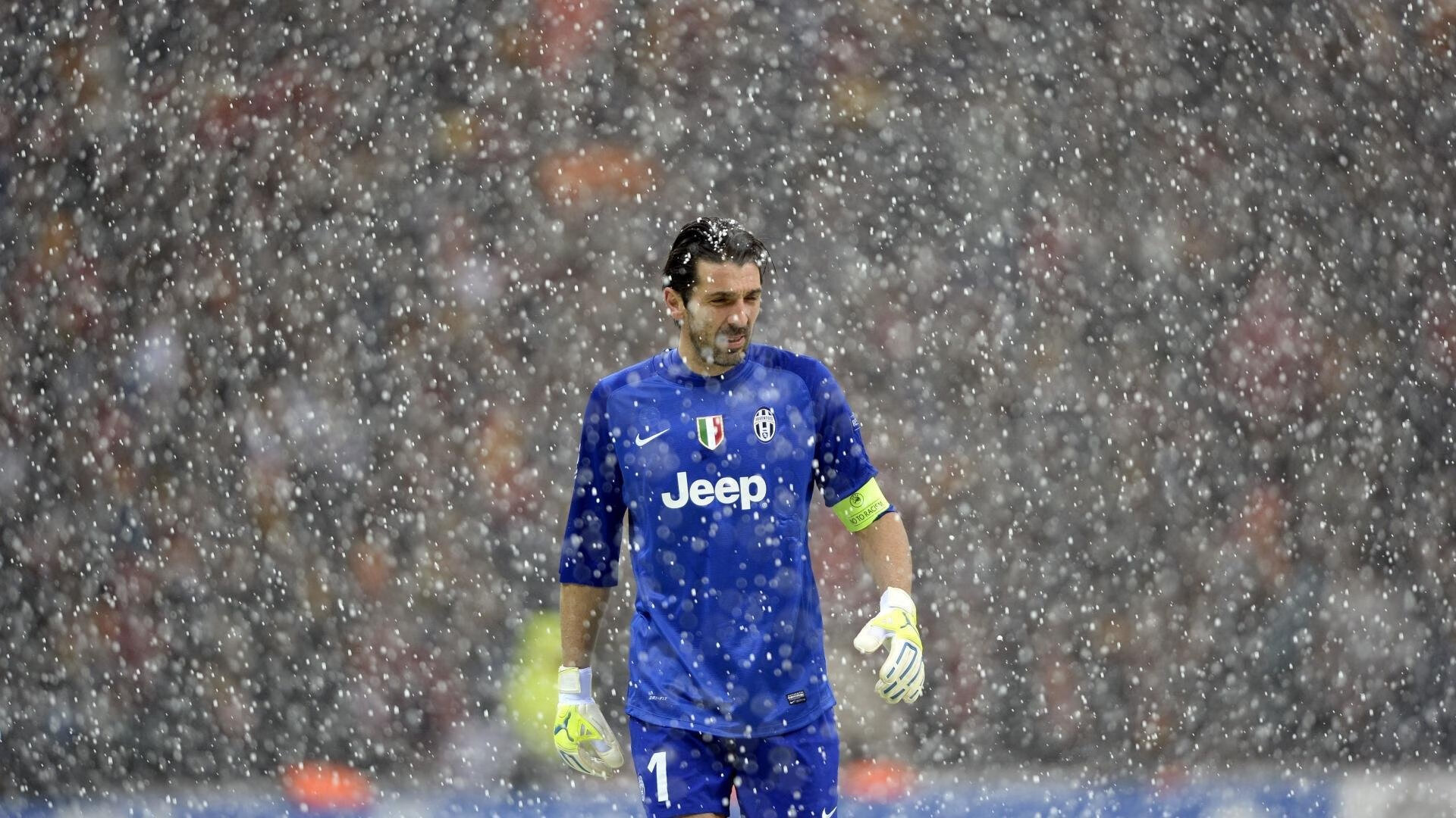 科斯完美入水引发媒体关注，科斯美斯产品