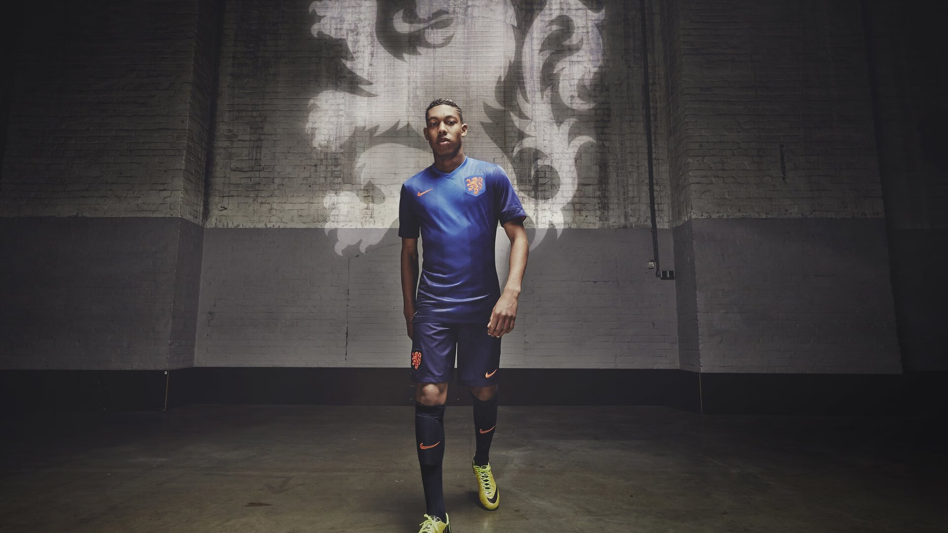 KAIYUNAPP-特斯·冯·迪克：在进攻和防守之间自由切换，助力南非队打出流畅配合