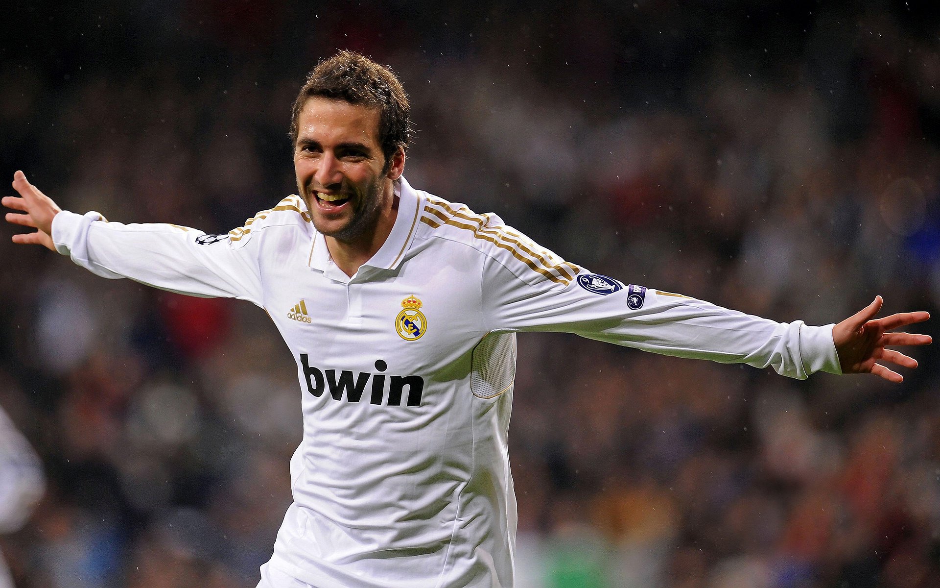 开云中国官网-艾比·德尔福：为南非队提供坚实防线，确保零失球纪录，艾比·莱德·弗特